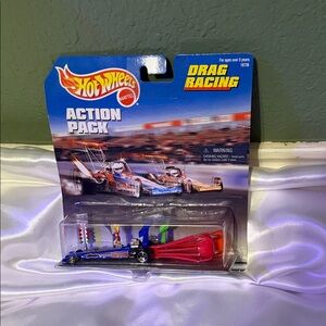 Hot Wheels Action Pack Set - Drag Racing 18736 - Grave Dragger & Quarter Warrior